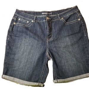 Avenue Plus Size Jean Shorts - 22